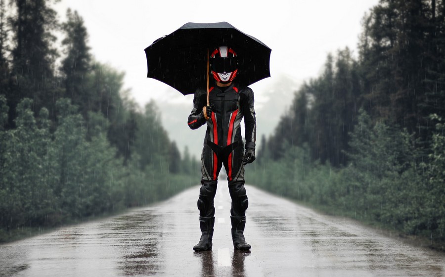 Kako voziti motocikl po kiši?
