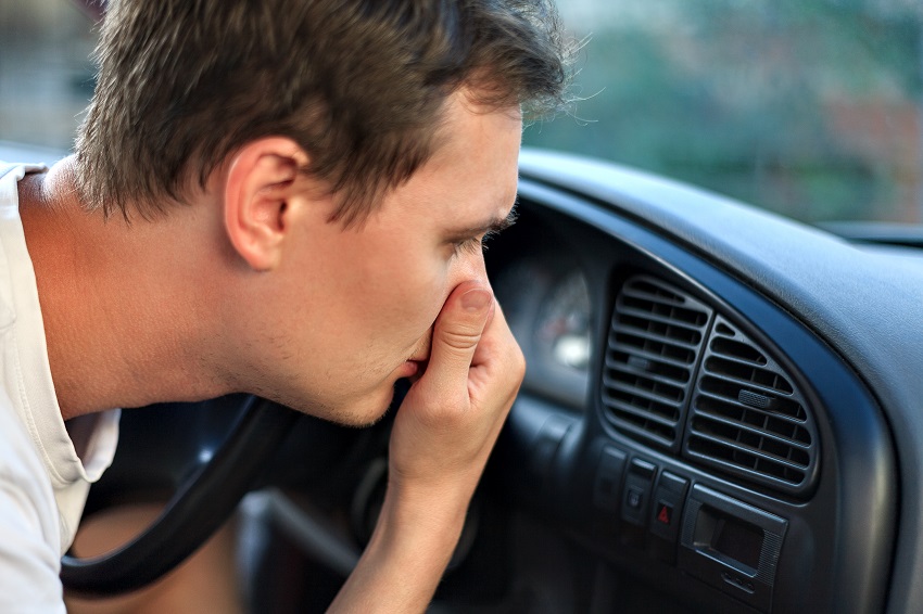 Kako najbolje očistiti klima uređaj u autu?