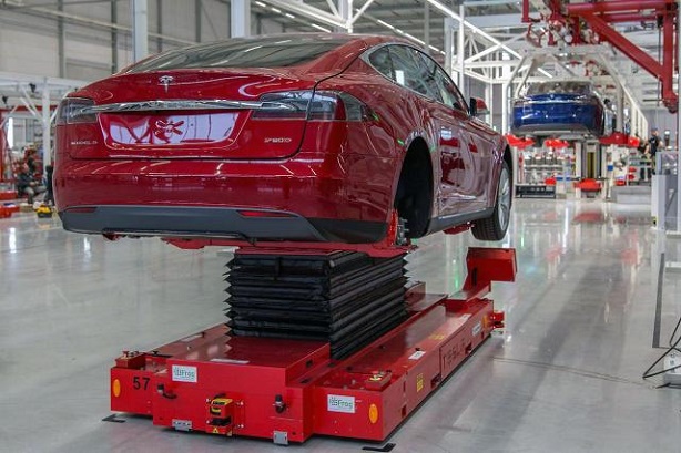 Tesla pokrenuo proizvodnju elektromobila u Evropi