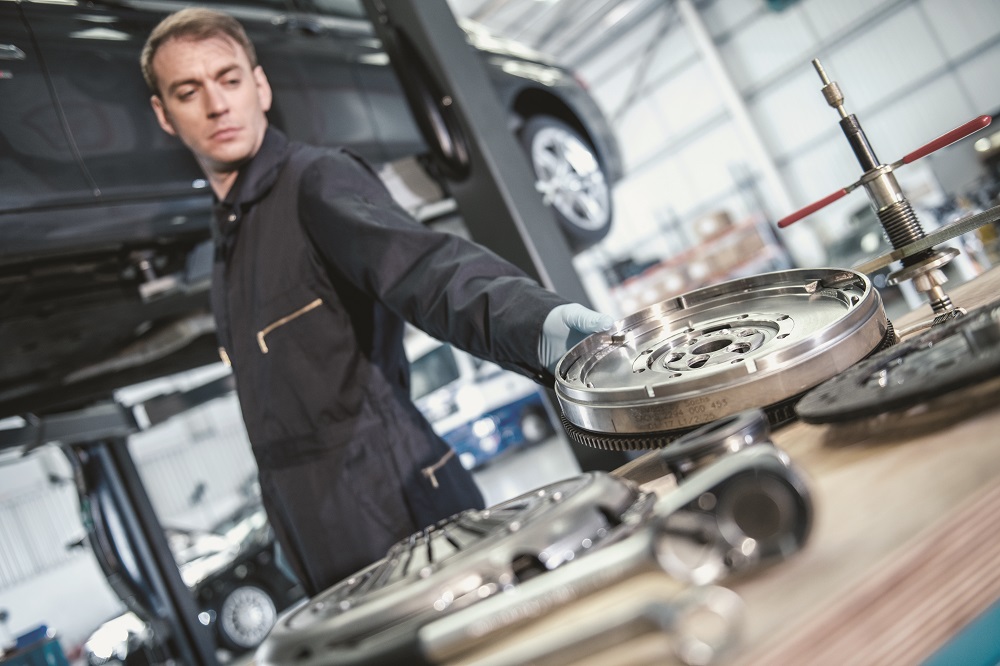 ZF Aftermarket: Zašto je odgovarajuća dijagnostika neophodna za proceduru kontrole zamajca sa dve mase?