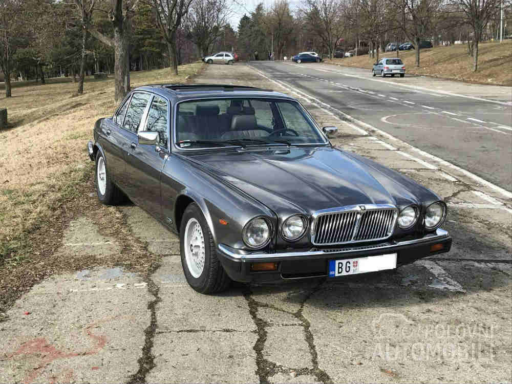 Jaguar XJ6 - engleski gospodin, plemić među automobilima