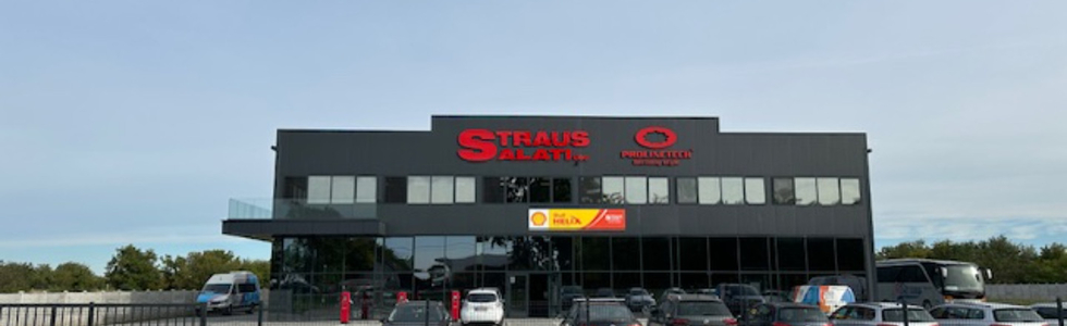 Straus Cars