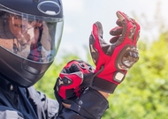 Zbog čega su rukavice za motocikl tako važne?