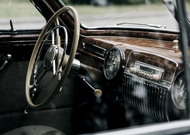 Kada se pojavio prvi auto-radio i koliko je koštao?