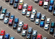 Automobilski borci za parking mesto