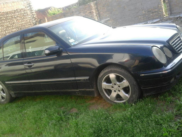 Mercedes Benz E 270